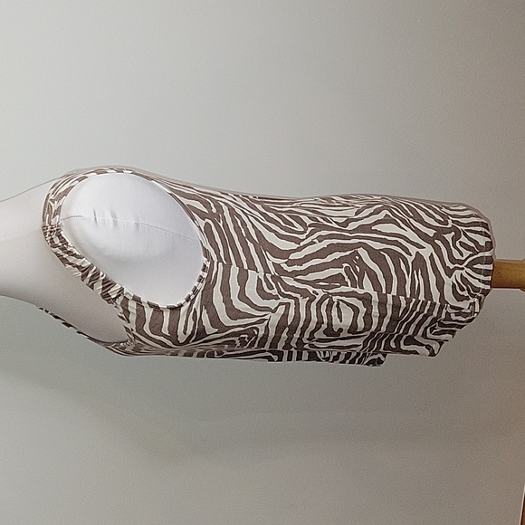 Ann Taylor Loft zebra print tank top womens size M - Picture 3 of 8